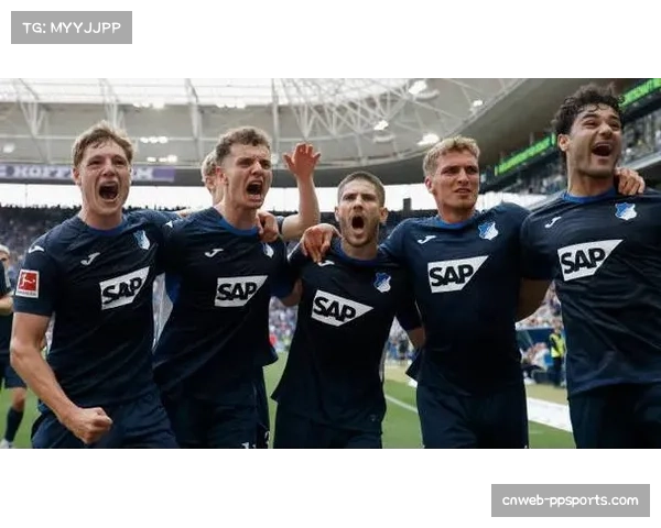 霍芬海姆2-1逆转多特蒙德，聚勒禁区内滑倒扭伤膝盖